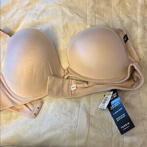 Torrid Women's Beige Bra 44B NWT